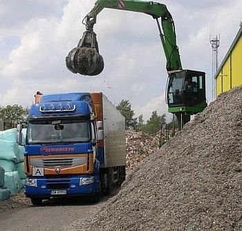 Transport płodów rolnych art. sypkich- naczepy typu RUCHOMA PODŁOGA WA