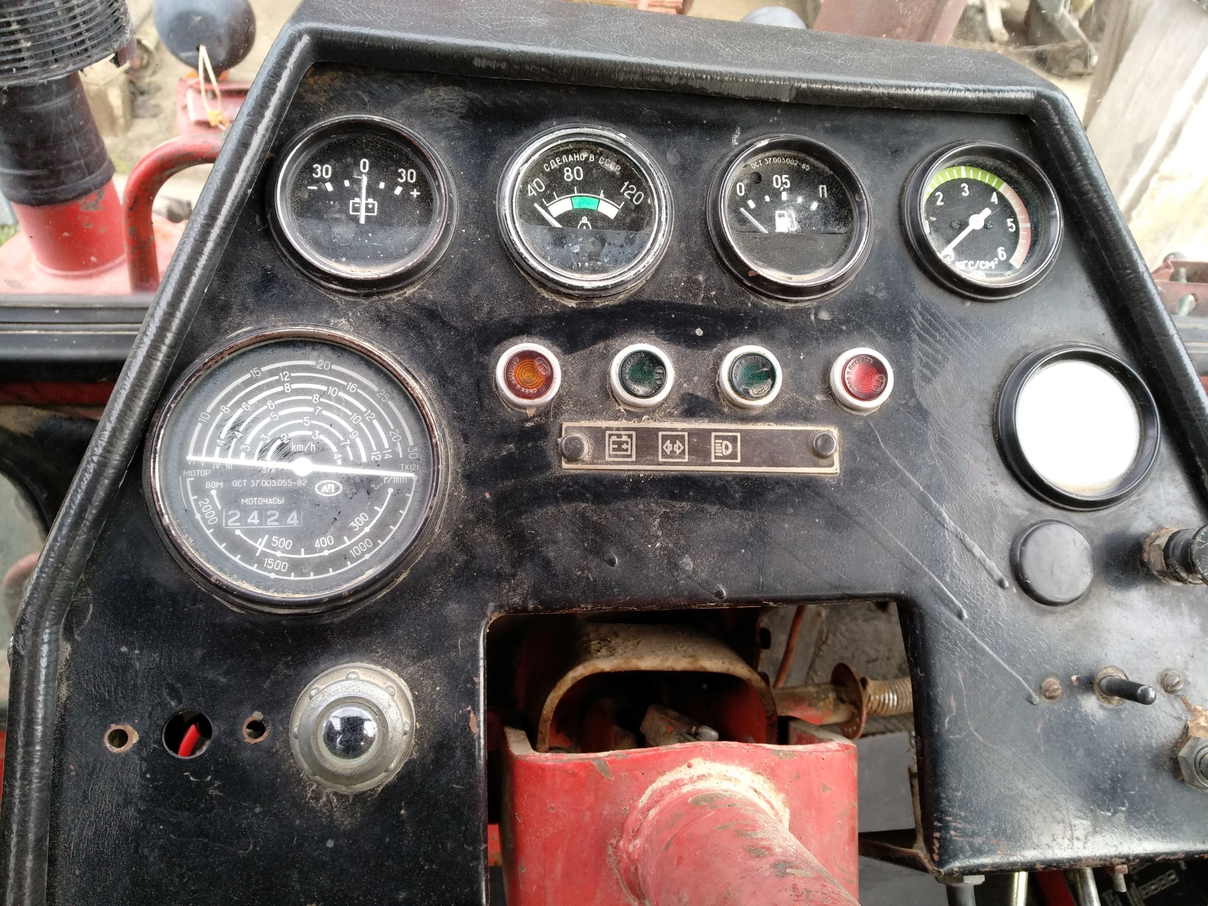 Ciągnik LTZ 60AB (MTZ) 1996r. — zdjęcie 5