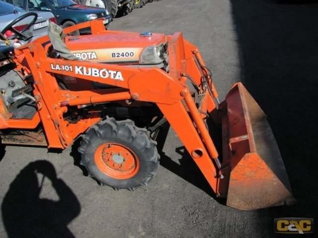 KUBOTA B2400 — zdjęcie 6