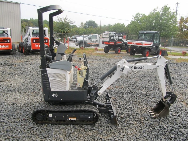 Bobcat 418  Minikoparka — zdjęcie 3