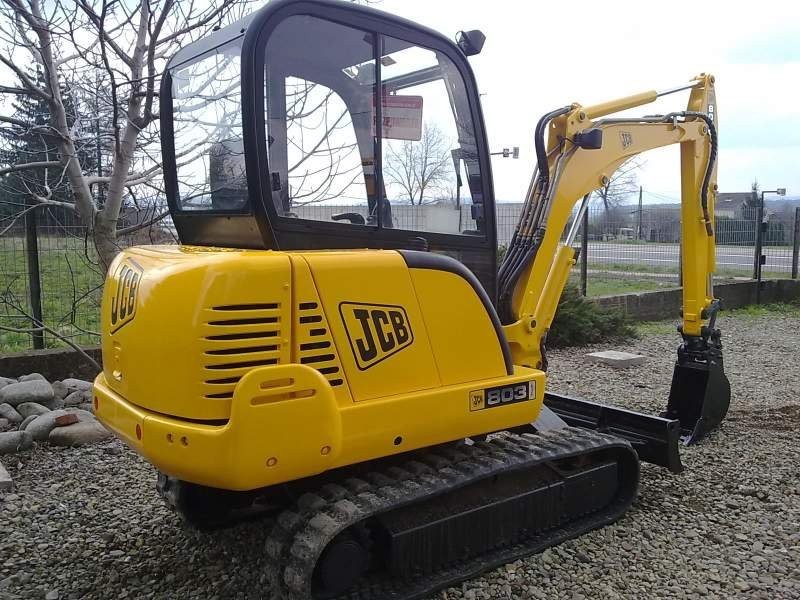 JCB 803 Plus 2006 rok --- koparka gąsienicowa — zdjęcie 2