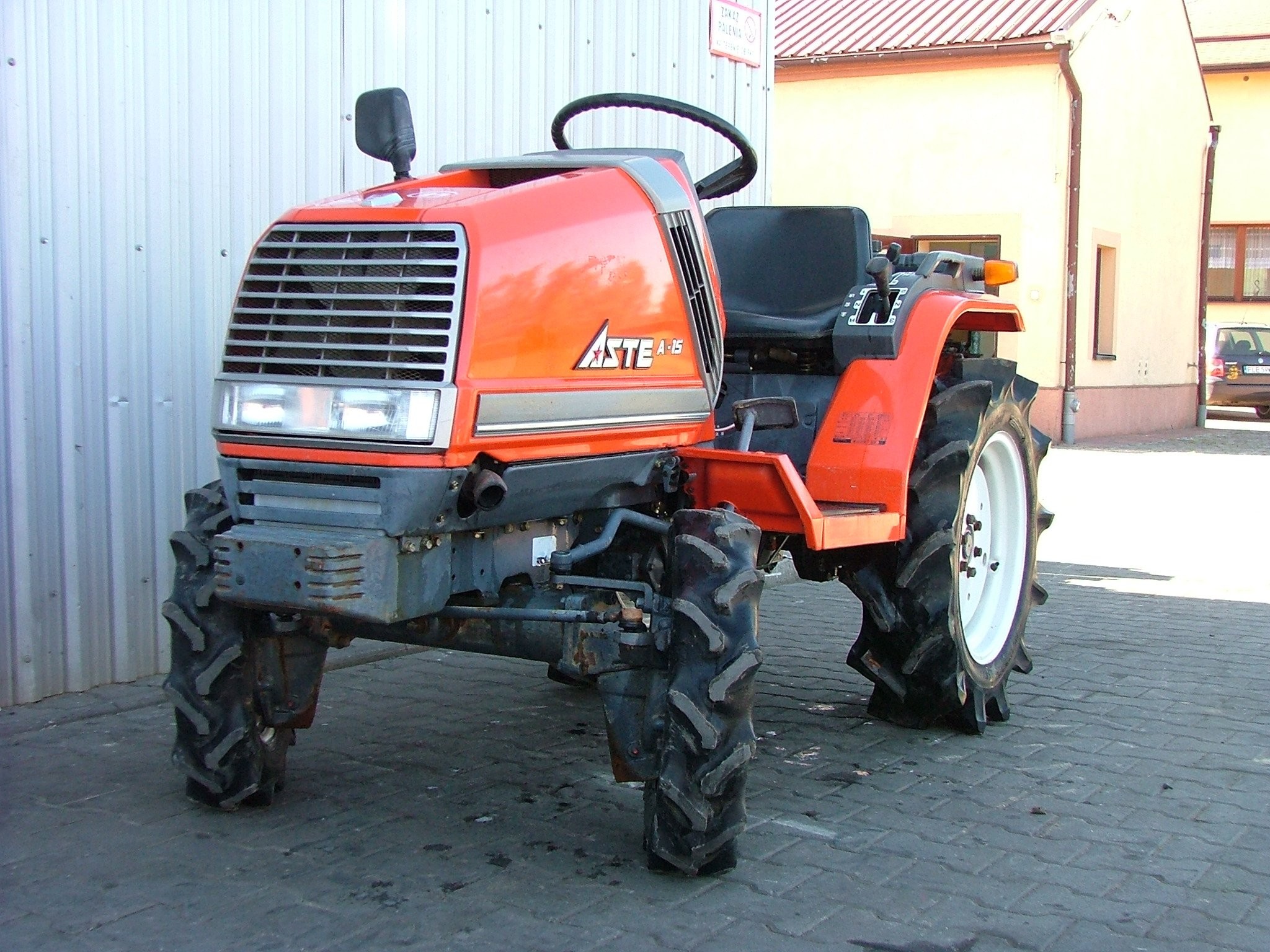 Kubota ASTE A-15 - 2002 — zdjęcie 1