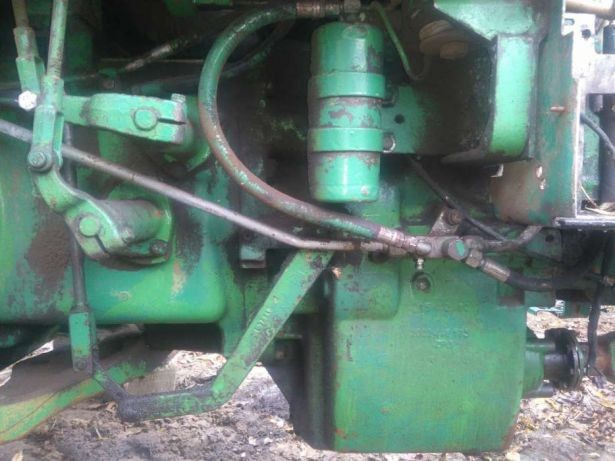 Części John Deere 4040,4240,4440,4640,4050,4250,4350,4450,4650,skrzyni — zdjęcie 1