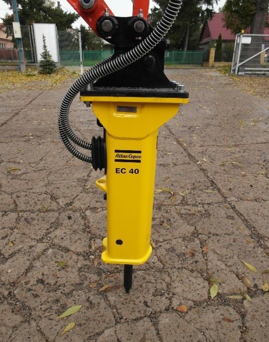 Młot hydrauliczny 100 kg Atlas Copco EC 40T do minikoparki — zdjęcie 3