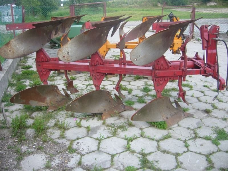 PŁUG Krone Meteor 3 skibowy — zdjęcie 2