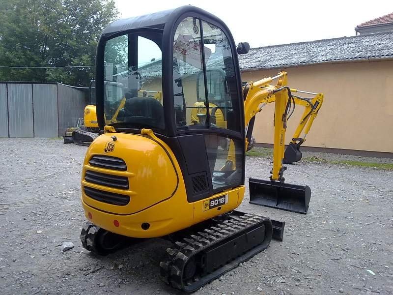 JCB 8018 2008 rok — zdjęcie 4