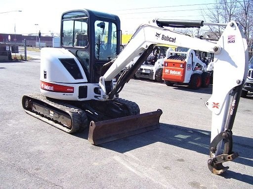 Bobcat 430 — zdjęcie 1