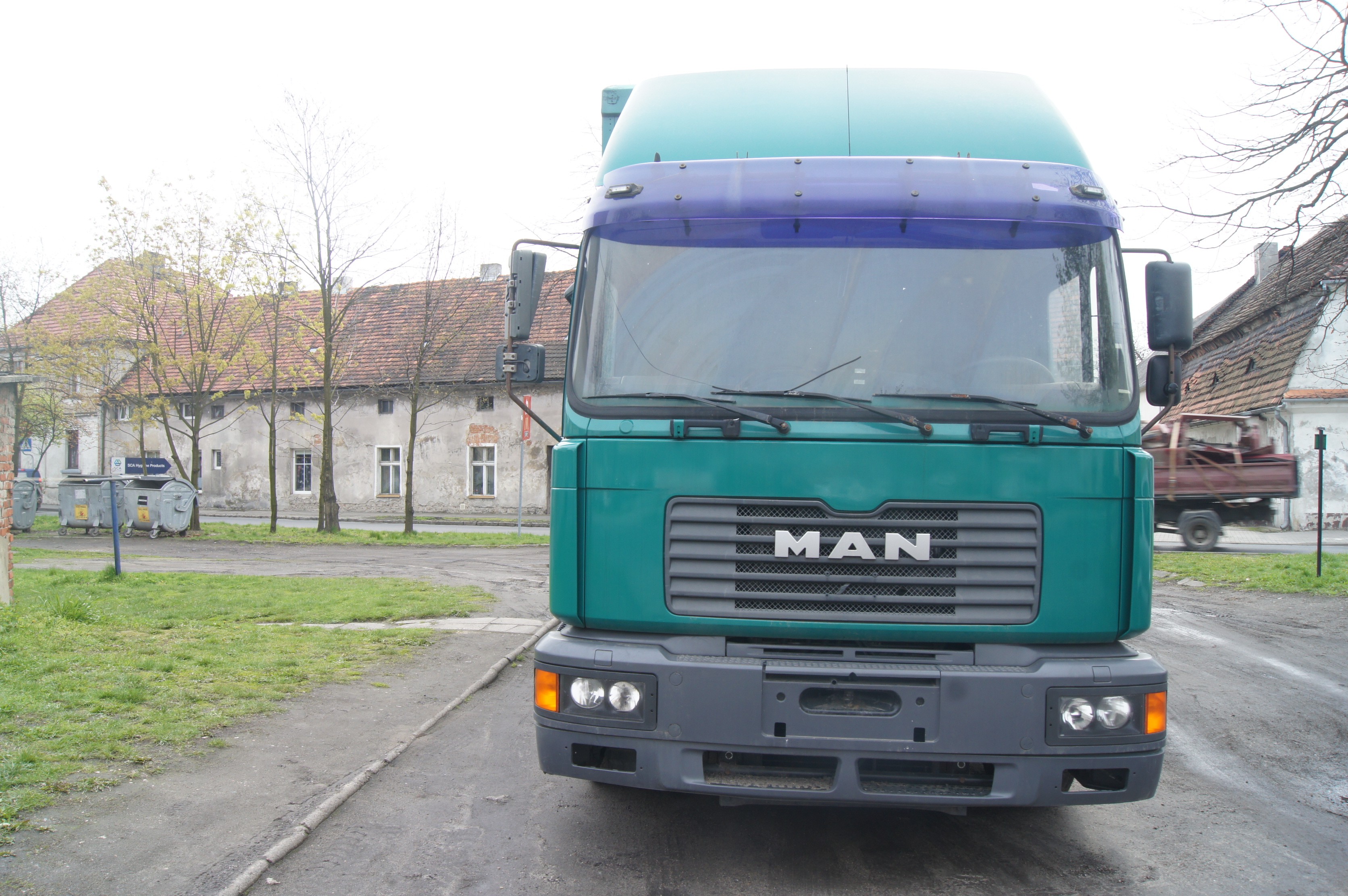 Man 26-414 DO PRZEWOZU ŻYWCA ZWIERZĄT — zdjęcie 2