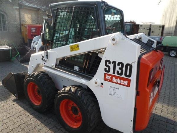 Bobcat S130 Ladowarkie — zdjęcie 2