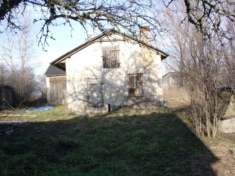 Sprzedam gospodarstwo rolne z zabudowaniami — zdjęcie 1