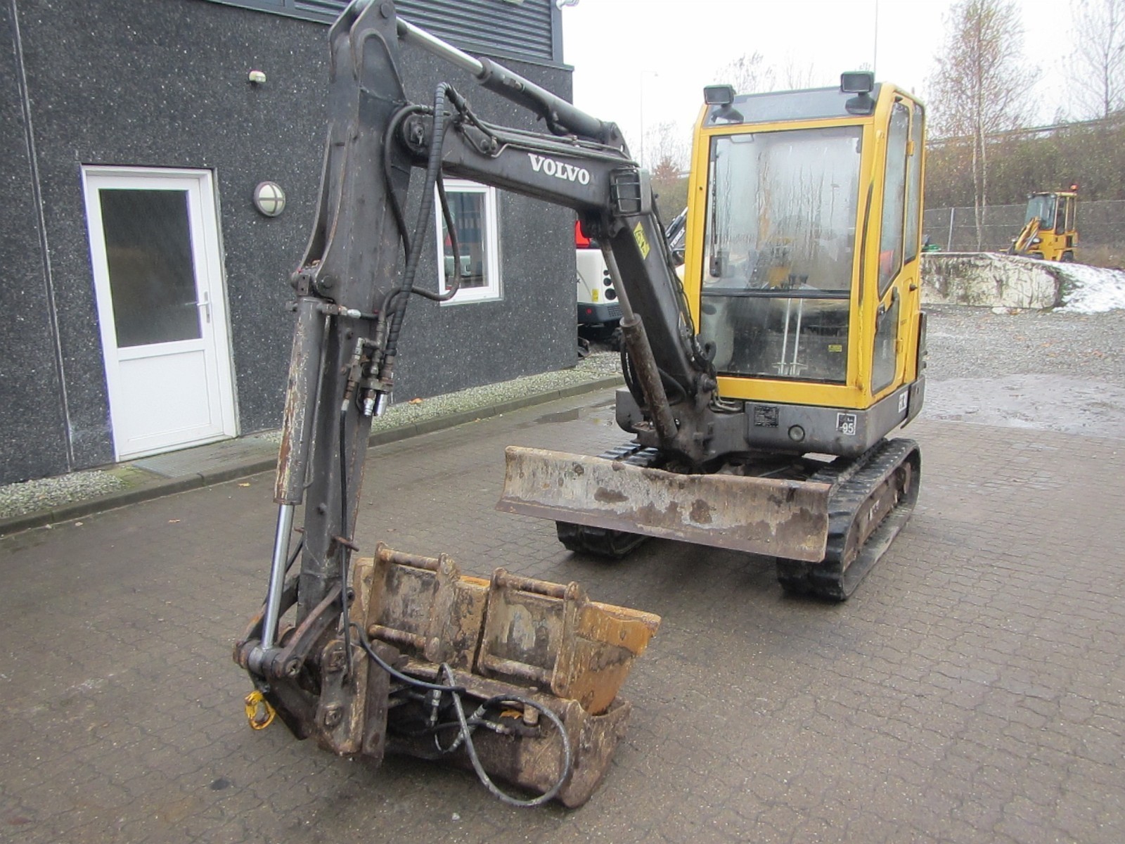 Mini koparka Volvo EC-3O — zdjęcie 5