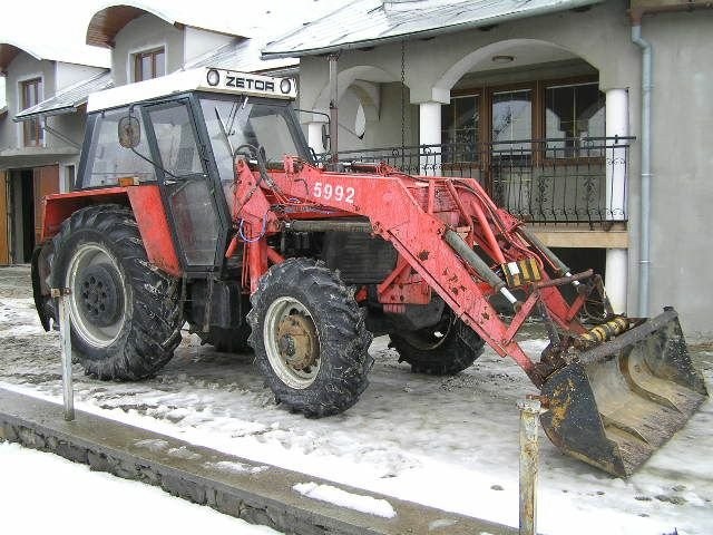 ZETOR 8145 z przyczepa — zdjęcie 4