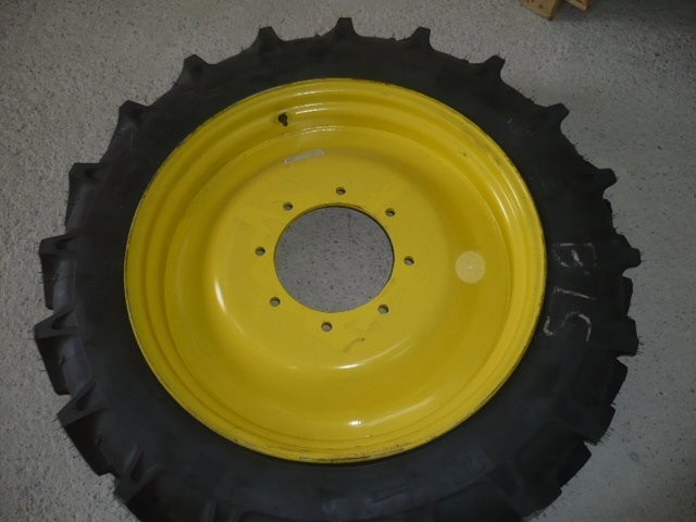 KOŁA WĄSKIE JOHN DEERE — zdjęcie 2