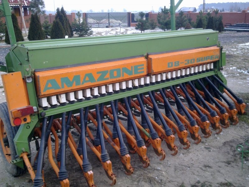 Sprzedam siewnik Amazone D8 — zdjęcie 4