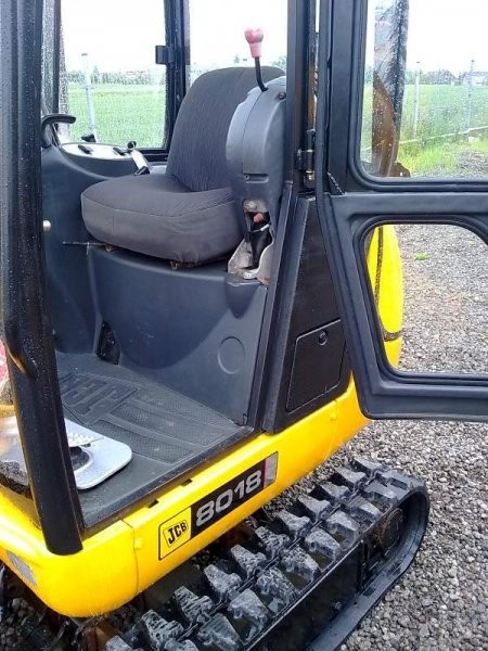 JCB 8018 2007r.  - minikoparka — zdjęcie 5