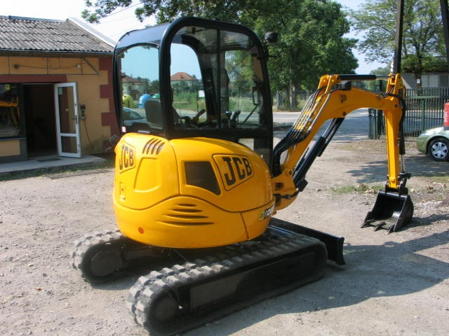 Okazja! Koparka JCB 8025 ZTS z 2008 roku — zdjęcie 4