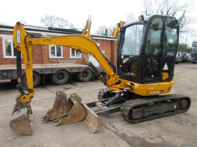 Minikoparka JCB 8025 zts z 2014 roku - sprzedam — zdjęcie 5