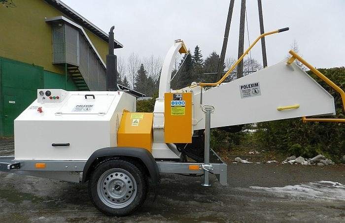 Rębak tarczowy z silnikiem Diesla 4 cylindry:  moc 40 KM — zdjęcie 4