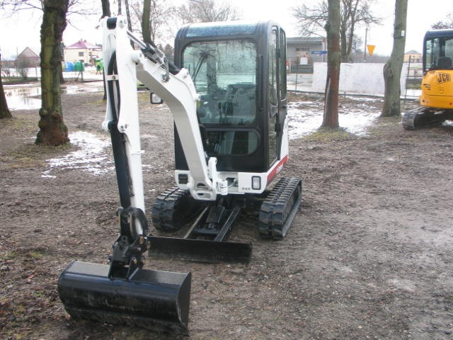 Bobcat E16 2013 — zdjęcie 6