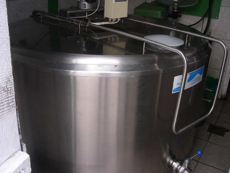 zbiornik,schładzalnik mleka 800l Alima Bis z 2005r