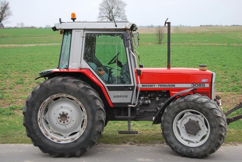 Massey Ferguson 3085 przedni tuz wom — zdjęcie 1