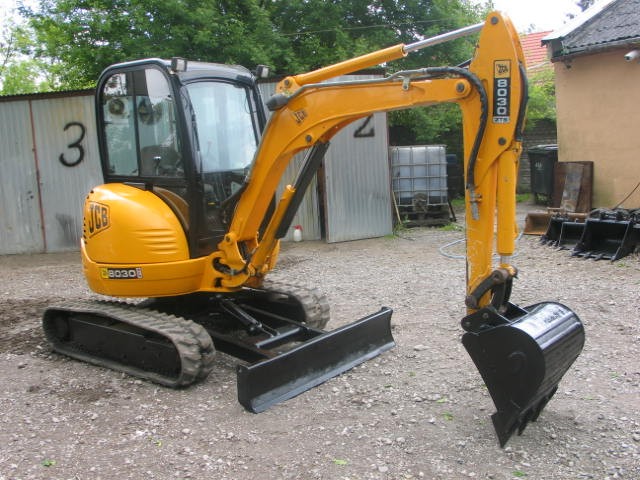 JCB 8030 - koparkikrakow.pl - 2009 rok — zdjęcie 5
