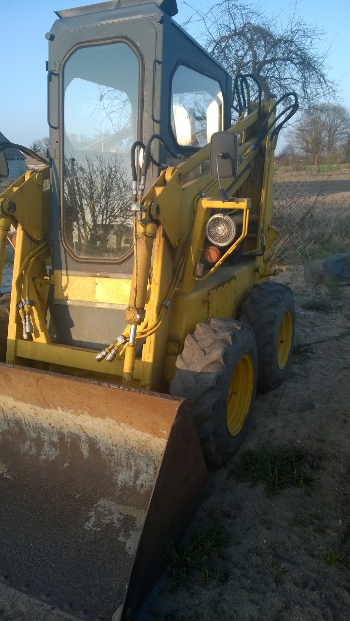 Bobcat MZG 40-1, silnik IFA - 4 cylindrowy diesel 65 KM — zdjęcie 6