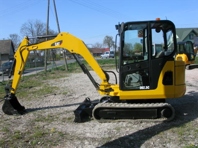 CAT 3025 C - 2006, 2007 rok — zdjęcie 1