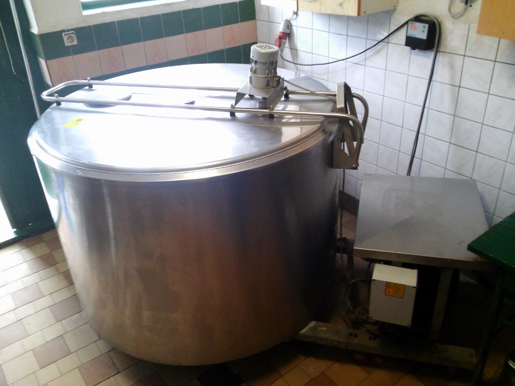 Zbiornik schładzalnik na mleko 1050l