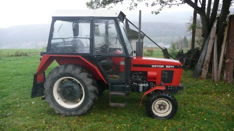 Ciągnik Zetor 5211 — zdjęcie 4