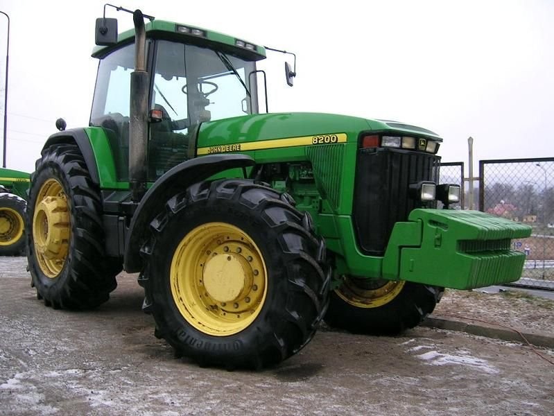 JOHN DEERE 8200 — zdjęcie 1