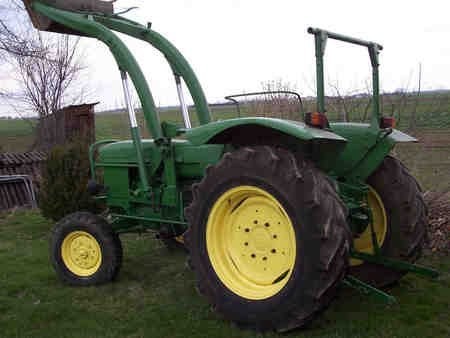 John Deere 710 — zdjęcie 1