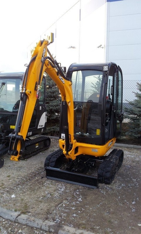 JCB 8018 SUPER 20KM POEKSPOZYCYJNA  LEASING GWAR. — zdjęcie 1