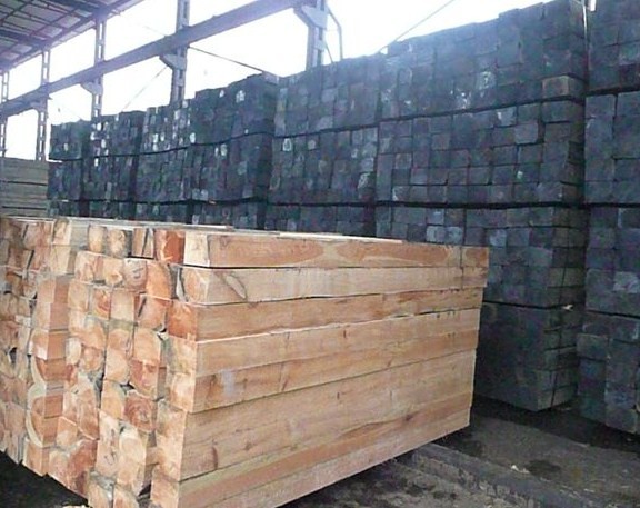 Ukraina.Tarcica 50mm nieobrzynana iglasta,lisciasta od 150 zl/m3 w ro