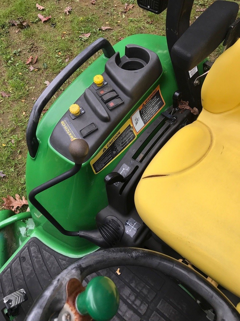 Ciągnik rolniczy John Deere 43IO +akcesoria — zdjęcie 4