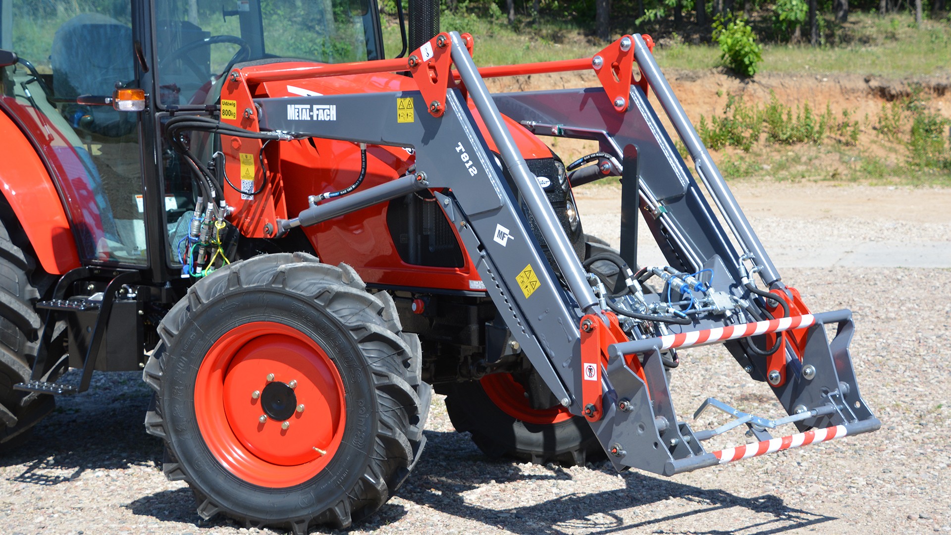 Ładowacz czołowy tur T229/1 T241/1 1300 kg 1600 kg 500 kg Metal-Fach — zdjęcie 4
