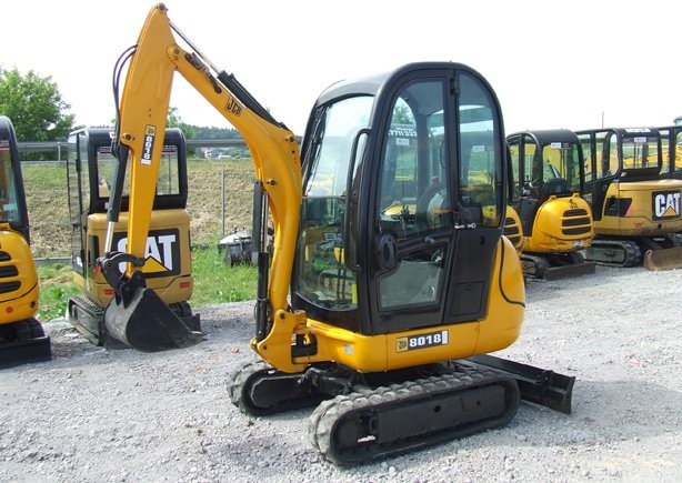 Minikoparka gąsienicowa JCB 8018