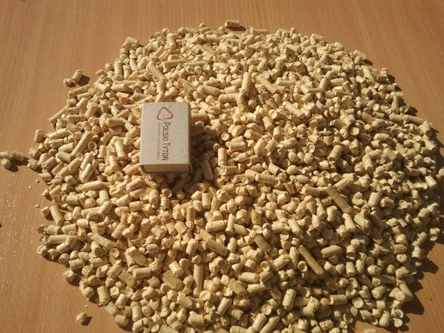Pellet sosnowy jasny