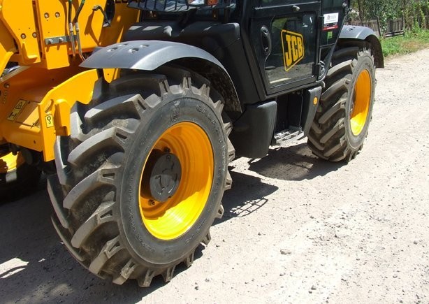 Ładowarka Teleskopowa JCB 535-95 — zdjęcie 2