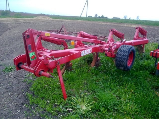 Pług UNIA 2004r — zdjęcie 1