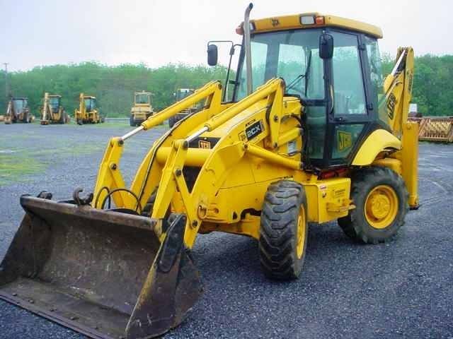 JCB 2CX 4x4 Koparko Ĺadowarka — zdjęcie 1