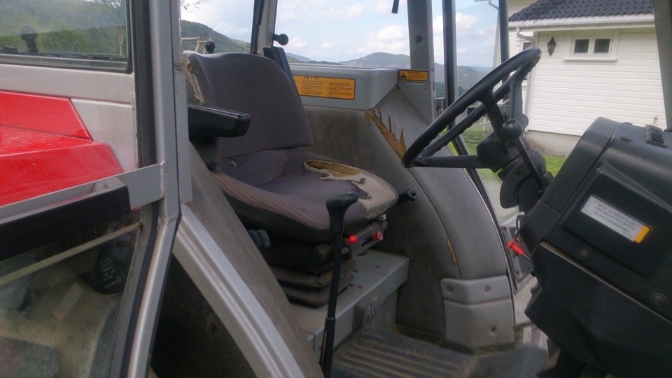 Ciągnik Massey Ferguson 362 — zdjęcie 5