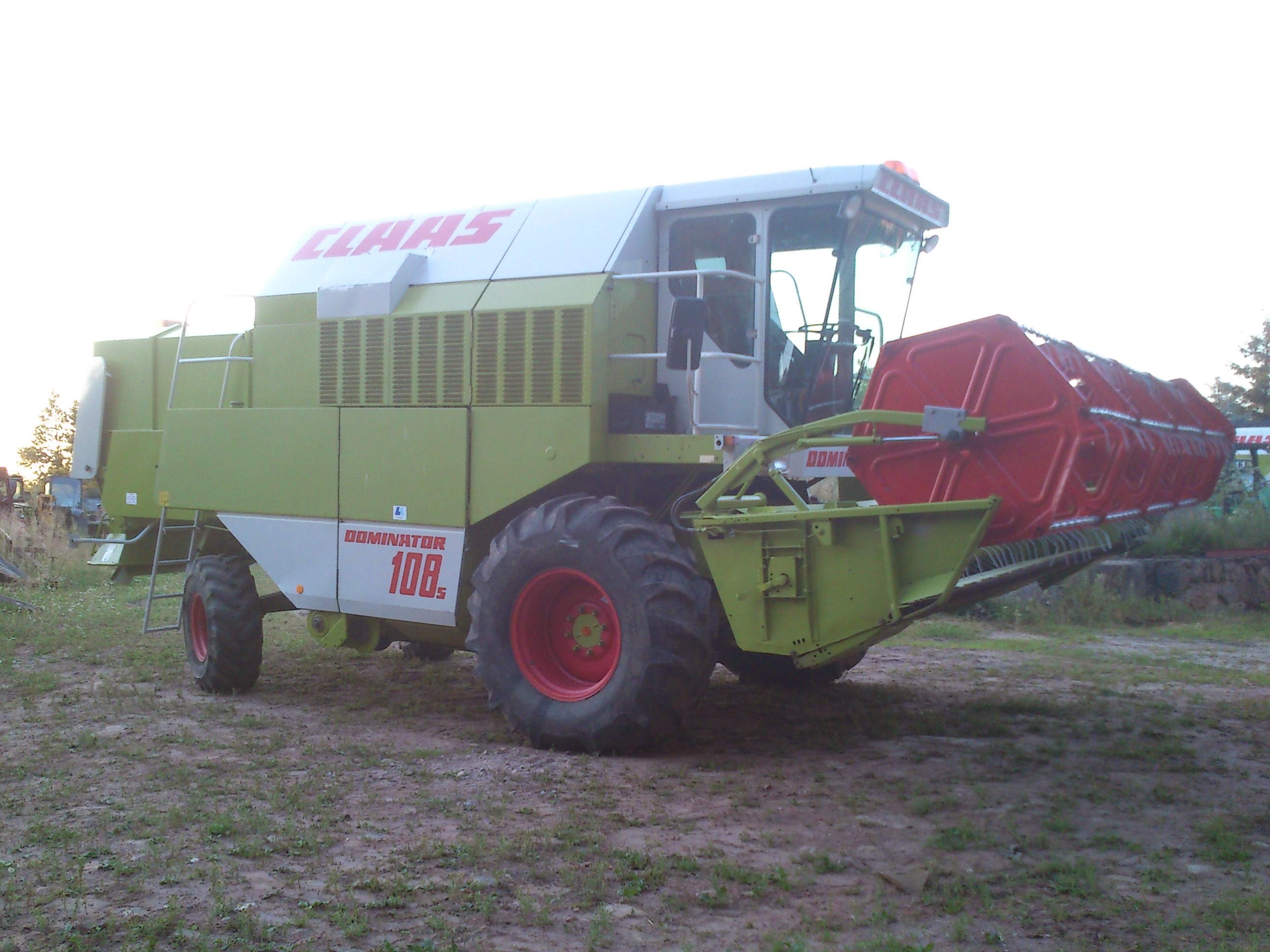 Claas Dominator 108s — zdjęcie 2