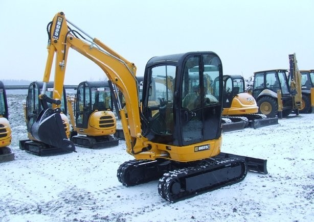 JCB 8025 ZTS rok 2007 Minikoparka — zdjęcie 2