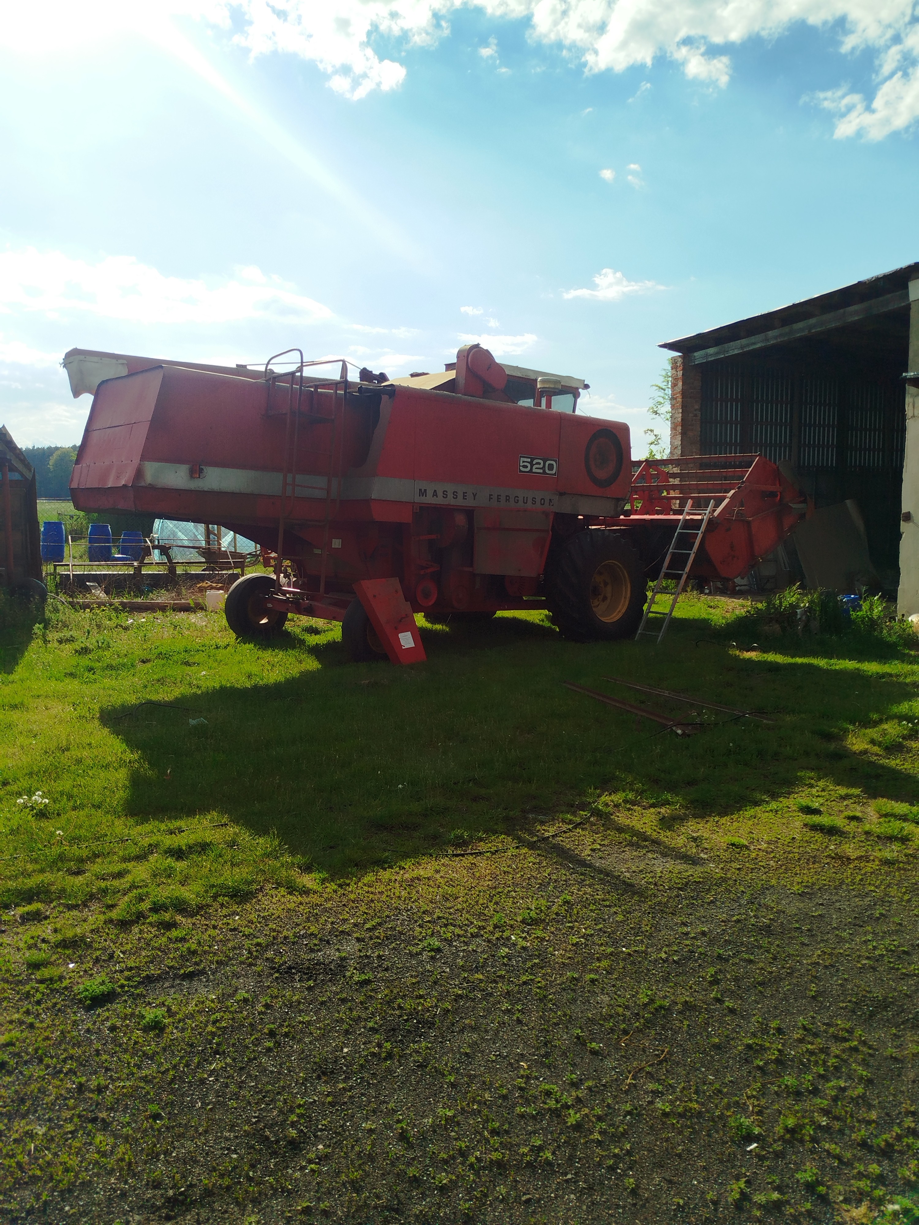 Sprzedam kombajn Massey Ferguson 520