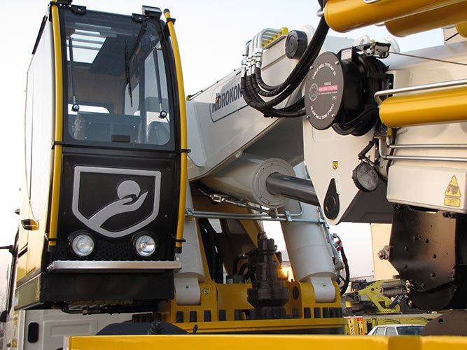 Dźwig mobilny HIDROKON HK 90 L6 — zdjęcie 2