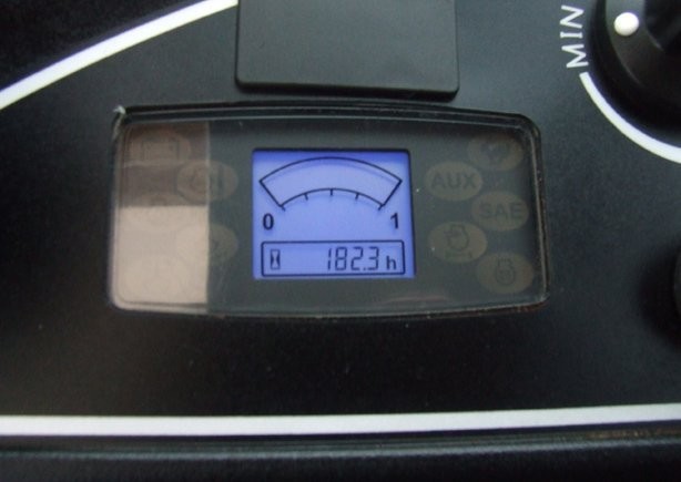 Minikoparka gąsienicowa JCB 8065 ZTS z roku 2011. — zdjęcie 5