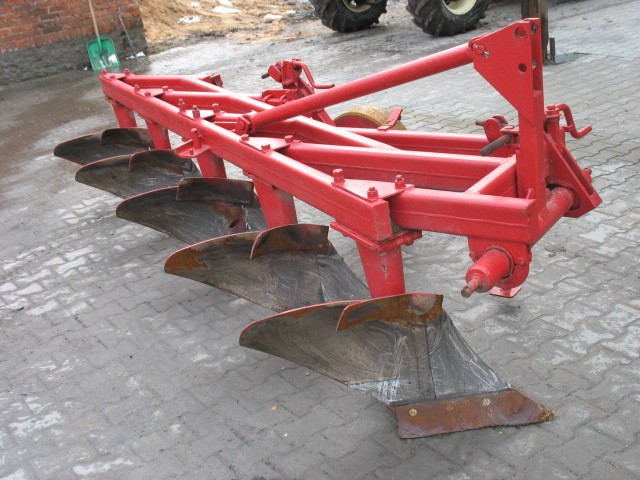 Pług GRUDZIĄC 5 skib — zdjęcie 1