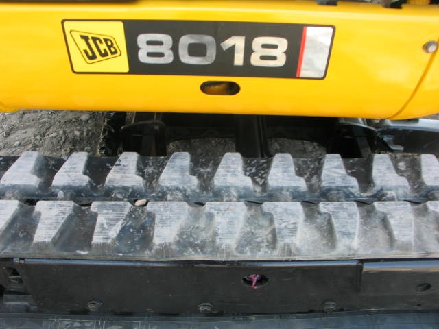 Koparki JCB 8018 2007-2011 - rozsuwane gąsienice — zdjęcie 3