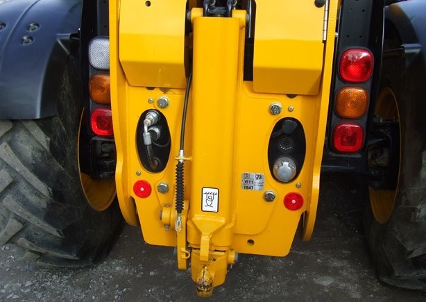 JCB 531-70 z roku 2010 /Zaczep hyrauliczny 10t — zdjęcie 2